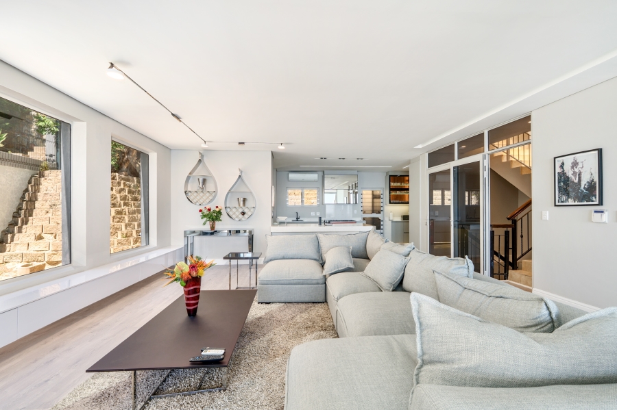 To Let 3 Bedroom Property for Rent in Camps Bay Western Cape
